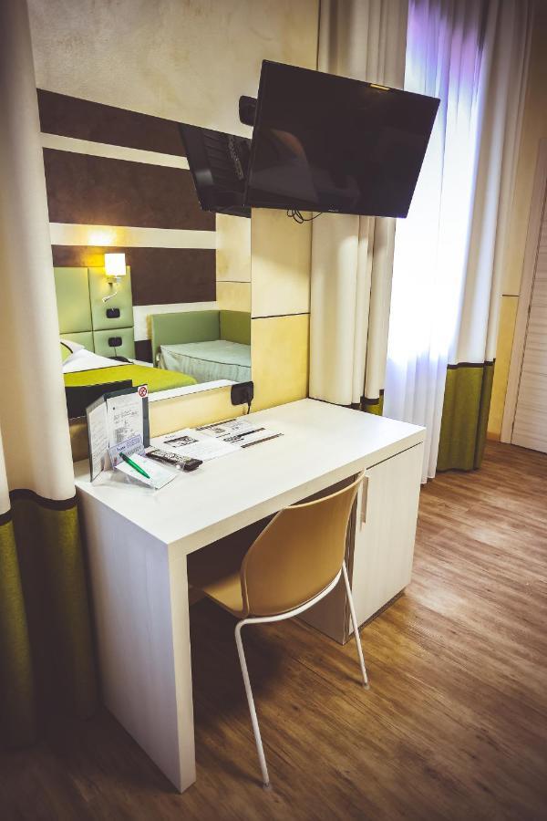Hotel City Chivasso Dış mekan fotoğraf