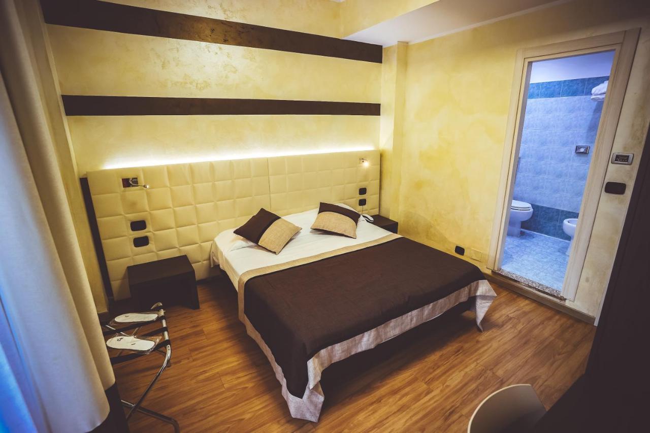 Hotel City Chivasso Dış mekan fotoğraf