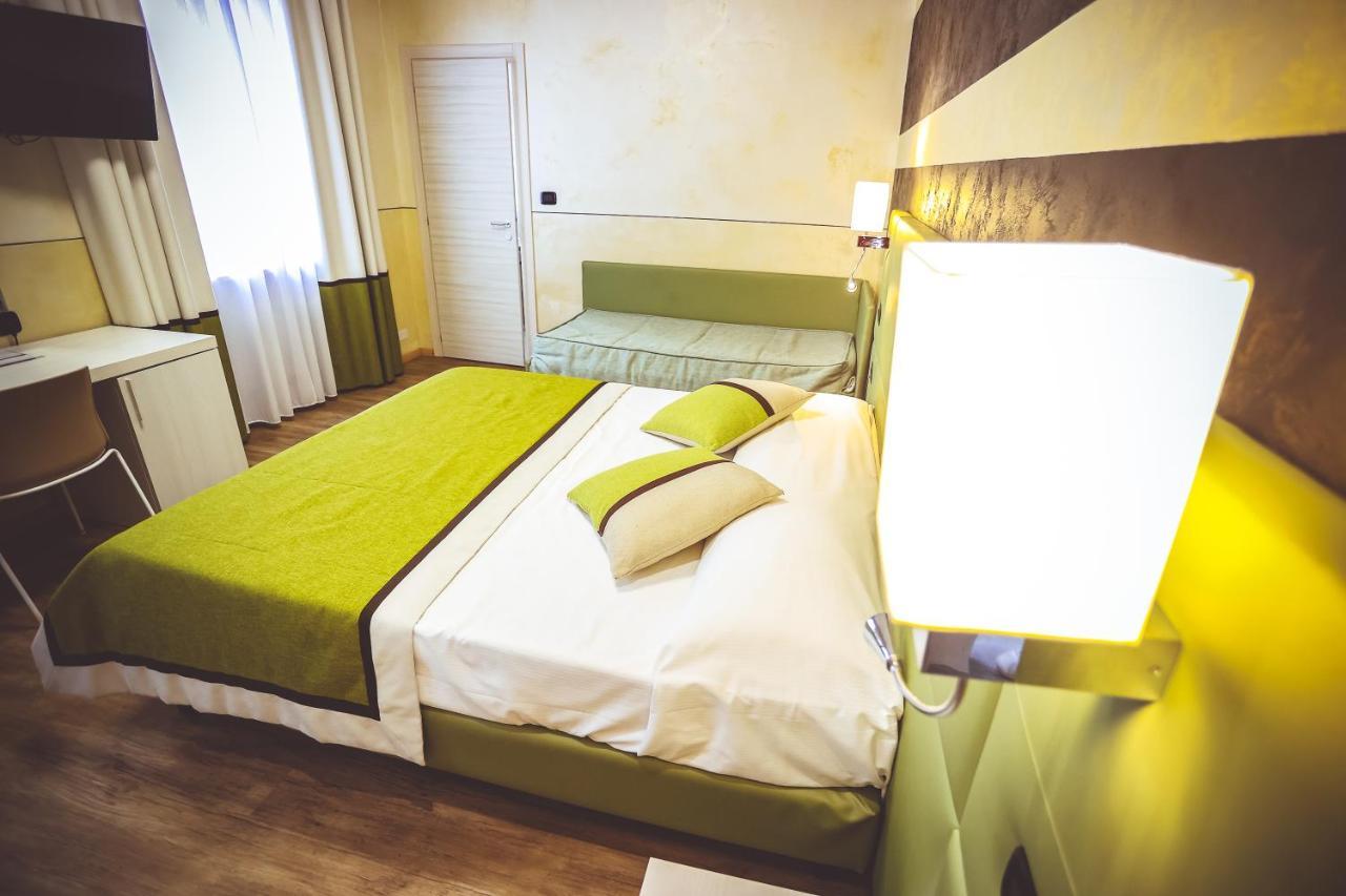 Hotel City Chivasso Dış mekan fotoğraf