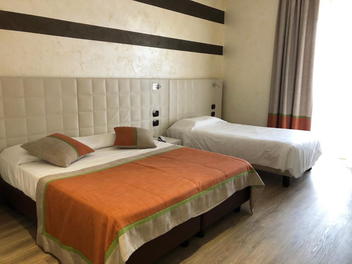 Hotel City Chivasso Dış mekan fotoğraf